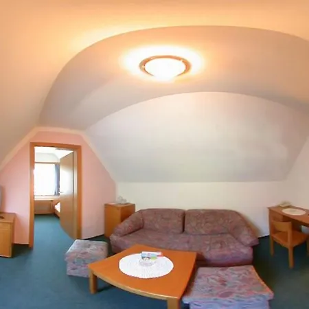 ゲストハウス - Alt - Strassgang 3*