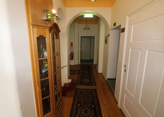 - Alt - Strassgang Maison d'hôtes Graz