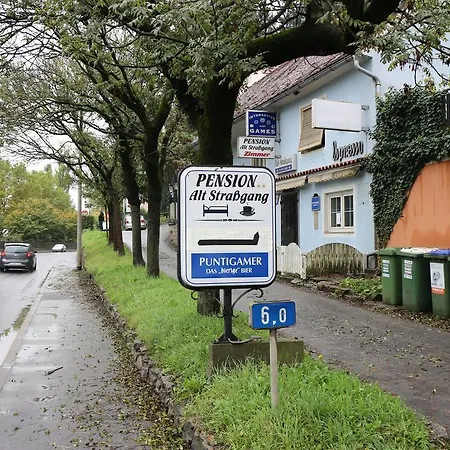 - Alt - Strassgang Gasthuis Graz