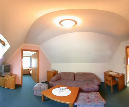 - Alt - Strassgang Guest house Graz