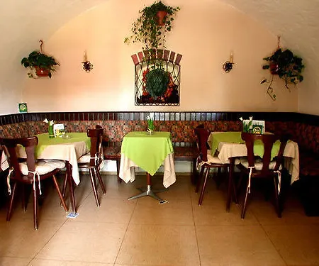 - Alt - Strassgang Pensionat