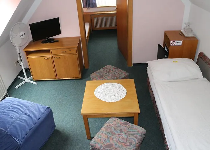 - Alt - Strassgang Гостевой дом Грац