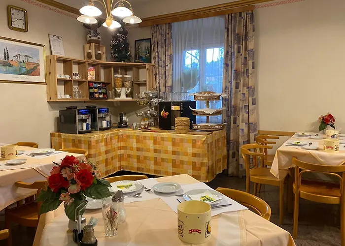 - Alt - Strassgang 3* غراتس